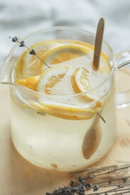 柠檬水            