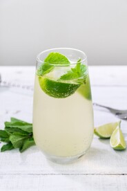 柠檬水            