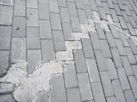 灰砖地面