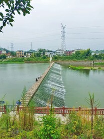 绿水流淌 流水