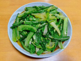 爆炒油麦菜