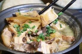 醉酒鸡 鸡肉 砂锅鸡