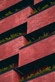 红砖建筑外墙 