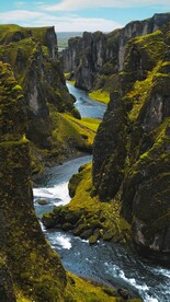 山与河流
