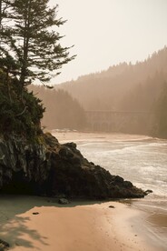 河流