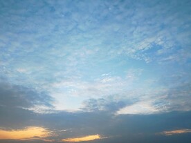 晚霞鱼鳞云