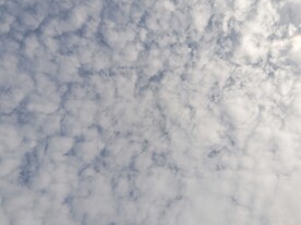 天空白云