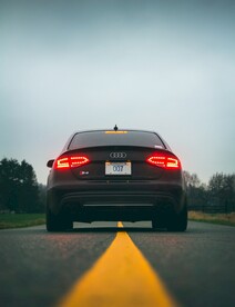 奥迪轿车