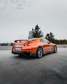 尼桑gtr
