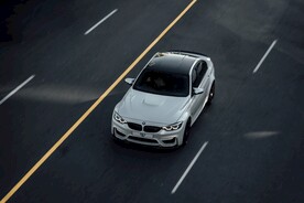 宝马轿车