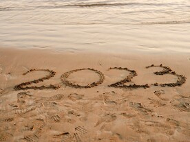 沙滩2023