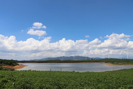 蓝天白云水库