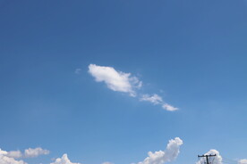 蓝天白云