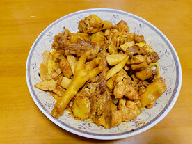 山药焖鸡家常菜