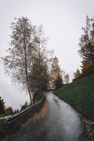 山边小路