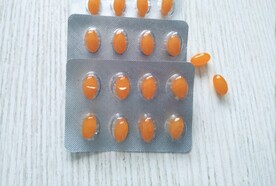 药品黄胶囊