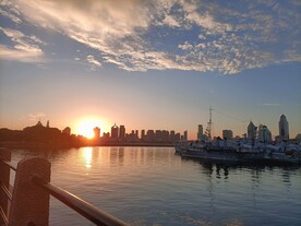 青岛海边落日