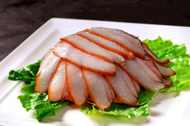汗蒸老腊肉