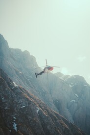 山中直升机