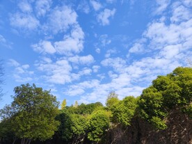 绿水青山蓝天白云图片