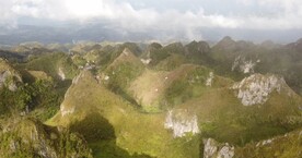航拍山川