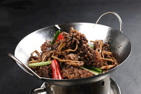 干锅鸡胗茶树菇