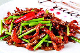 茶树菇炒爽肉