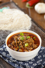 红烧羊肉块 