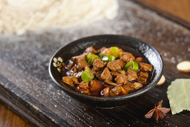 红烧羊肉块