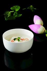 清汤鸡豆花