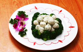 香菜鱼丸