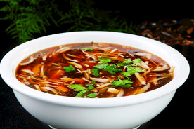 酸汤滑溜豆腐