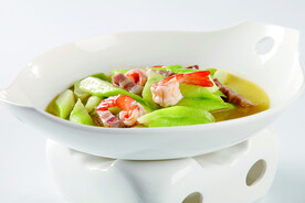 咸肉丝瓜浸活虾