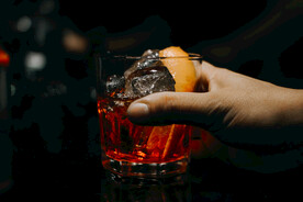 鸡尾酒杯