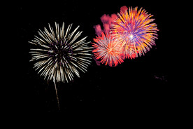 节日烟花透明PNG素材