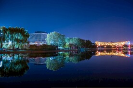 鸟巢夜景