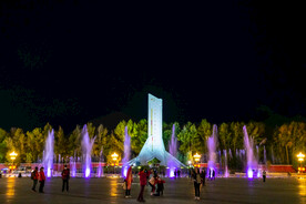 西藏拉萨和平解放纪念碑