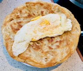 鸡蛋手抓饼