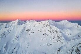 雪山风景图