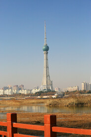 洛阳广播电视塔近景