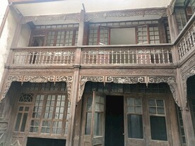 劳宅三花图