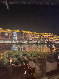 凤凰古镇夜景