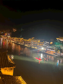 凤凰古城夜景