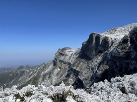 金佛山雪景