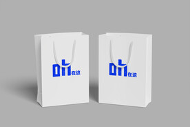 纸质白色购物袋手提袋PSD样机