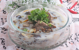灰花煮牛尾