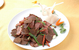 红辣肉窝窝头