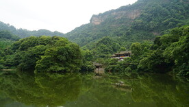 山中古建筑
