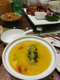海参小米粥