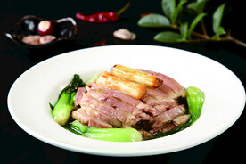 大葱扒羊肉